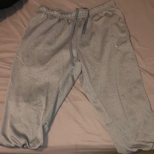 Nike grey therma fit sweats
